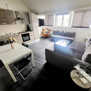City Brussels Apartments , Bruselas Bélgica