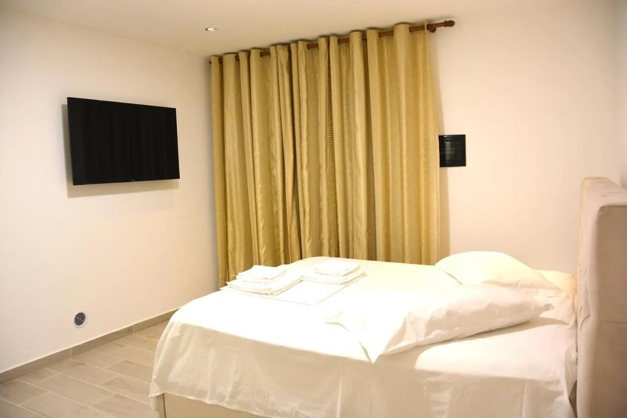 Vlorë Mico'S Apartments