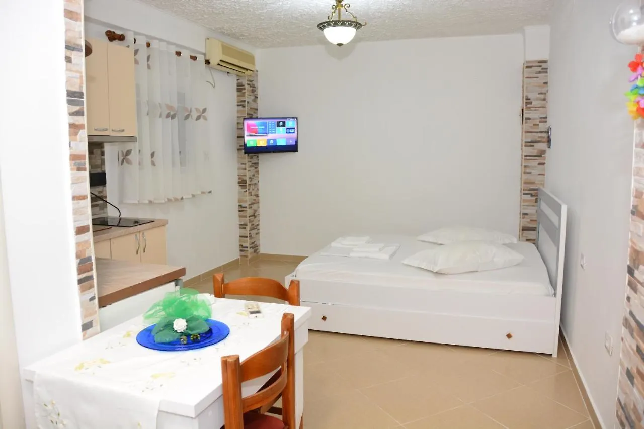 Vlorë Mico'S Apartments אלבניה