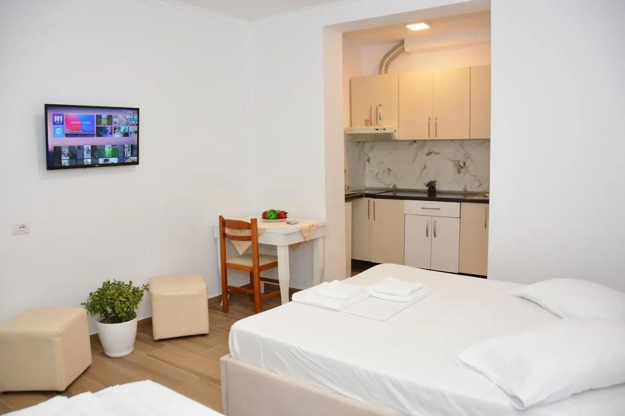 Vlorë Mico'S Apartments