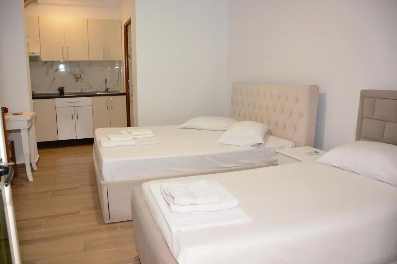 Vlorë Mico'S Apartments