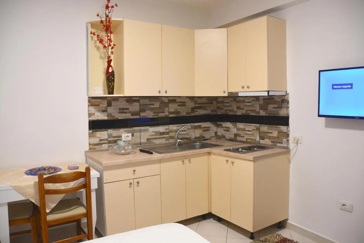 Mico'S Apartments Vlore