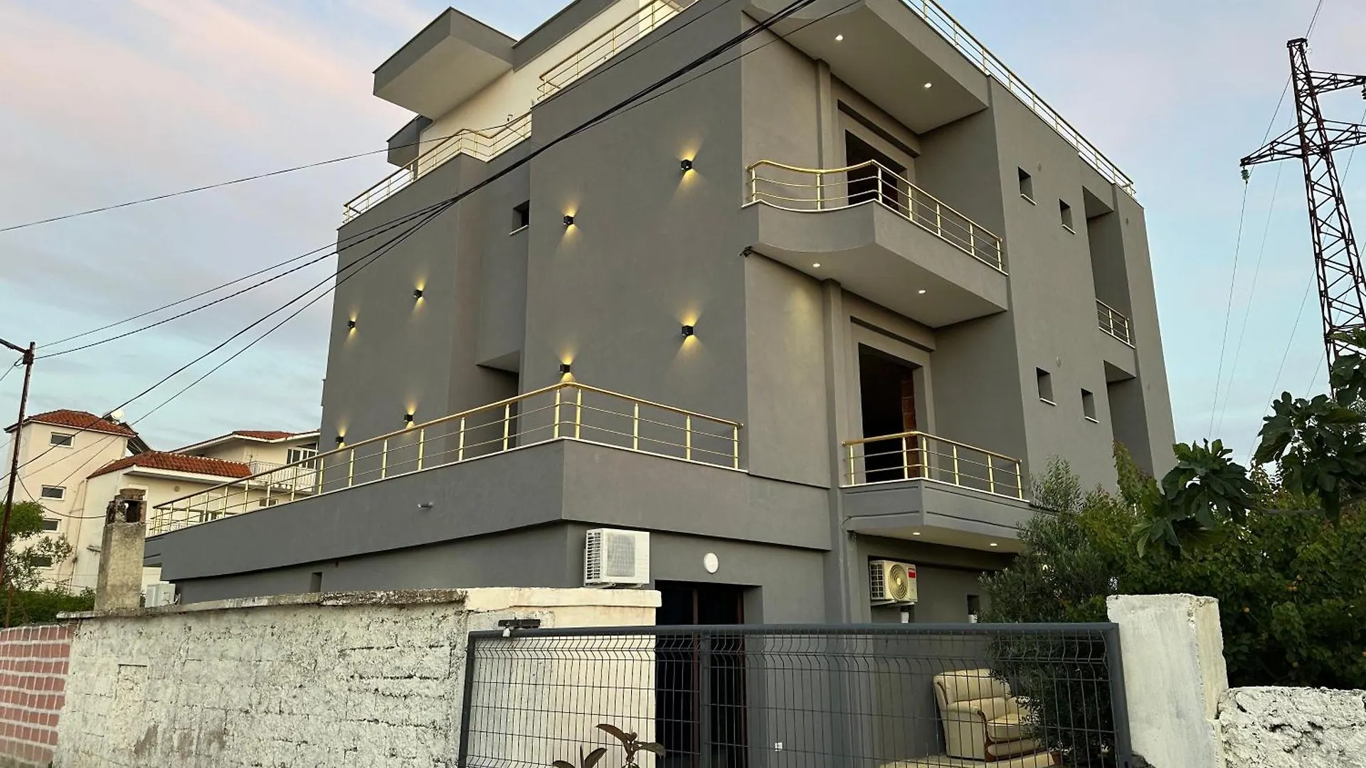 Vlorë Mico'S Apartments 0*,  אלבניה